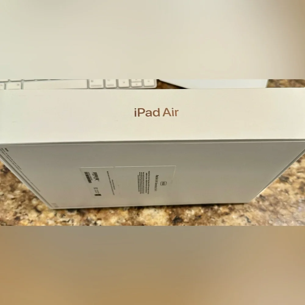 IPad Box - Empty Box - No Ipad Included - Picture 3 of 7